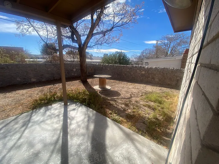 2908 Los Amigos Ct #A — Photo 12