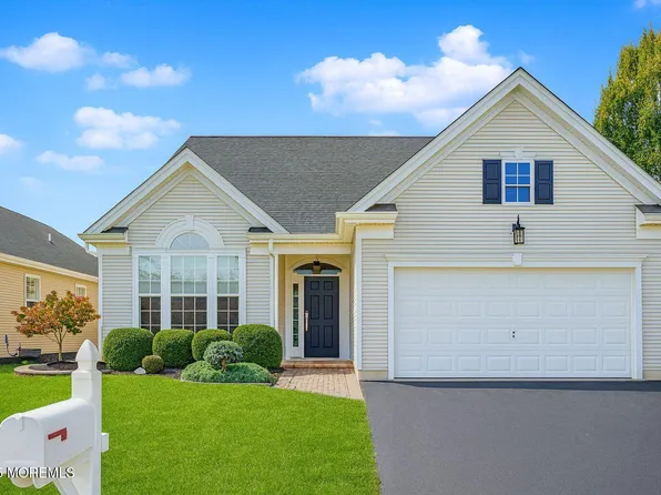 165 Huntington Drive, Jackson, NJ 08527