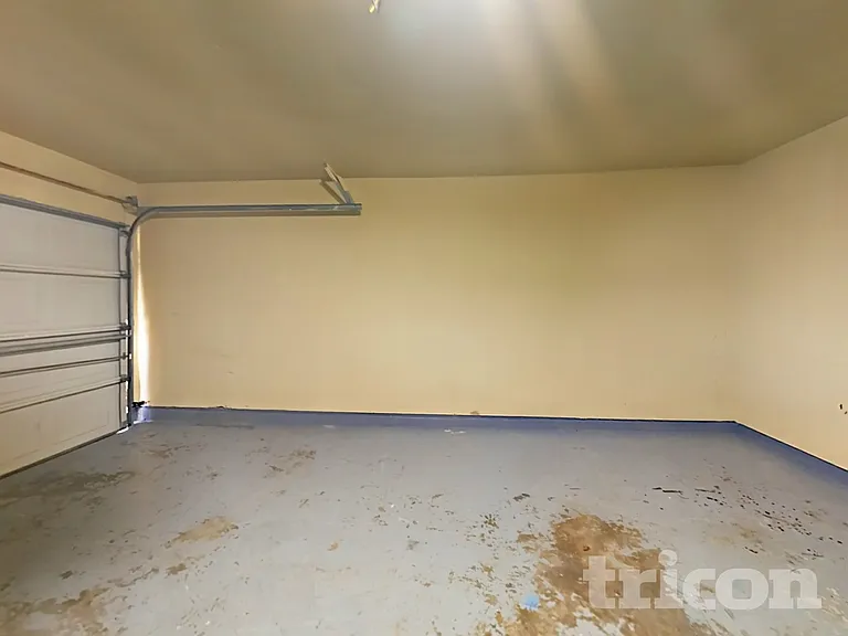 609 S Walnut Creek Dr — Photo 28