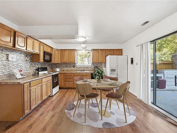 2nd image of 635 Ocean Lakes Dr