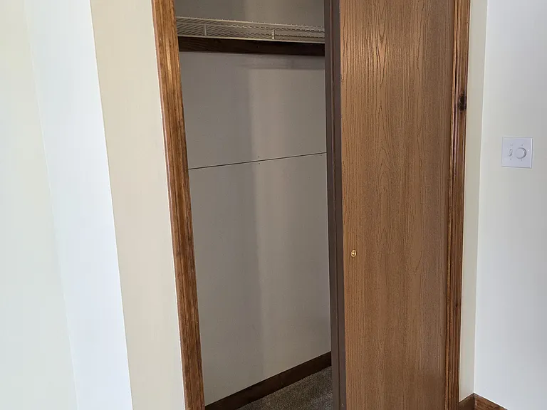 2nd Bedroom Closet