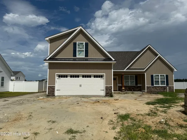 2817 Walbrook Court, Winterville, NC 28590