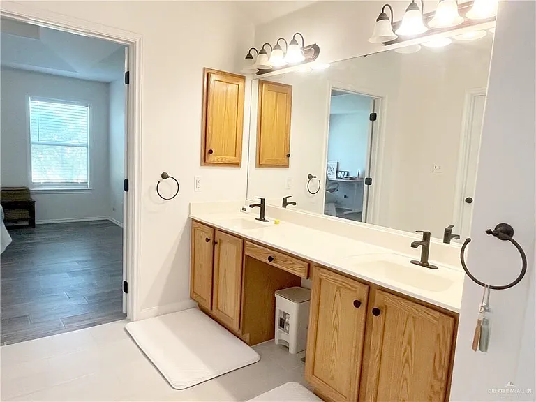 3304 Santa Olivia St — Photo 19