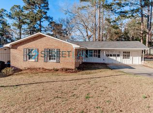 2304 Shadowood Dr, Augusta, GA 30906