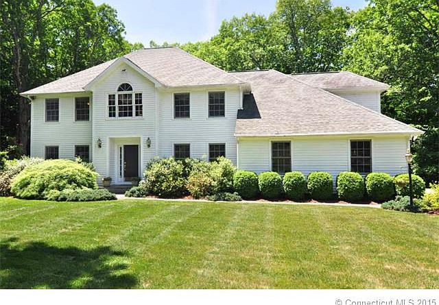 2nd image of 70 Greenwood Dr