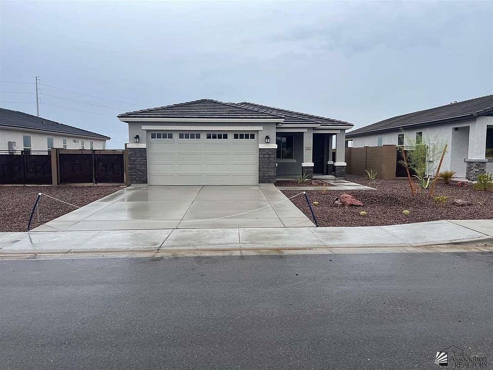 1st image of 7562 E 35th Ln