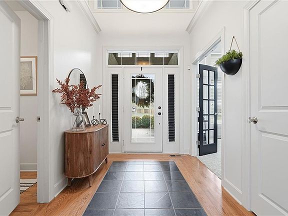 2nd image of 8608 Ridgeway Ct