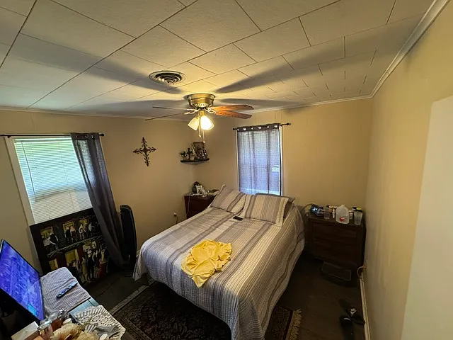 660 Princess Dr — Photo 5