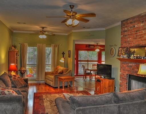 2nd image of 1411 Kernstown Ln