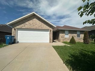 3527 S Glen View Ave, Springfield, MO 65804