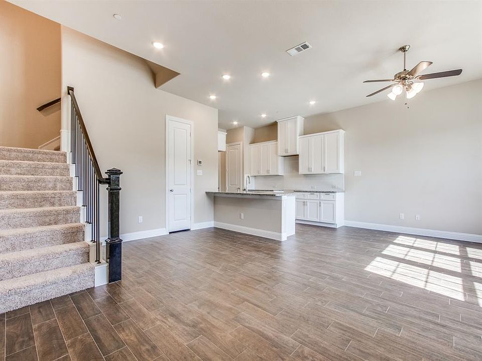 1st image of 6179 Blythe Dr
