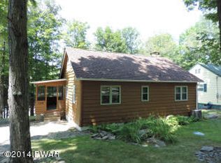 134 Beechwood Cove Rd, Greentown, PA 18426