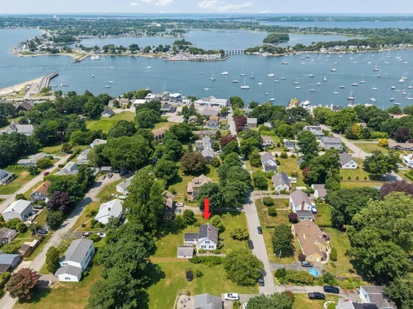83 South Ave, Tiverton, RI 02878