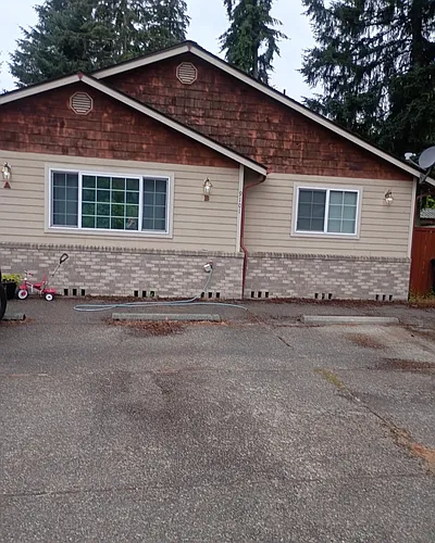 9027 Boulder Ln SE Photo 1
