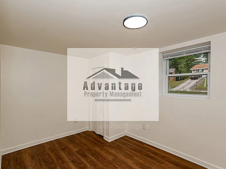 1455 Helen Ln SW — Photo 15