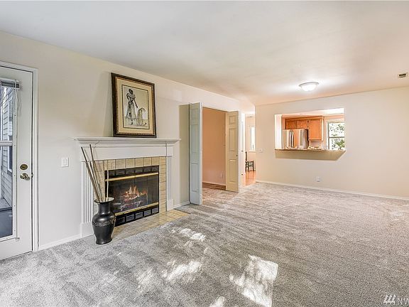 5th image of 4241 220th Pl SE #1229