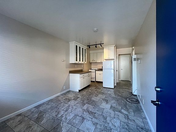 4th image of 50 Cleveland Ave Unit 4