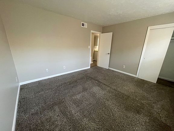 3rd image of 1029 Cross Keys Rd #13