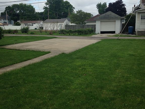 5th image of 718 Rawson Ave