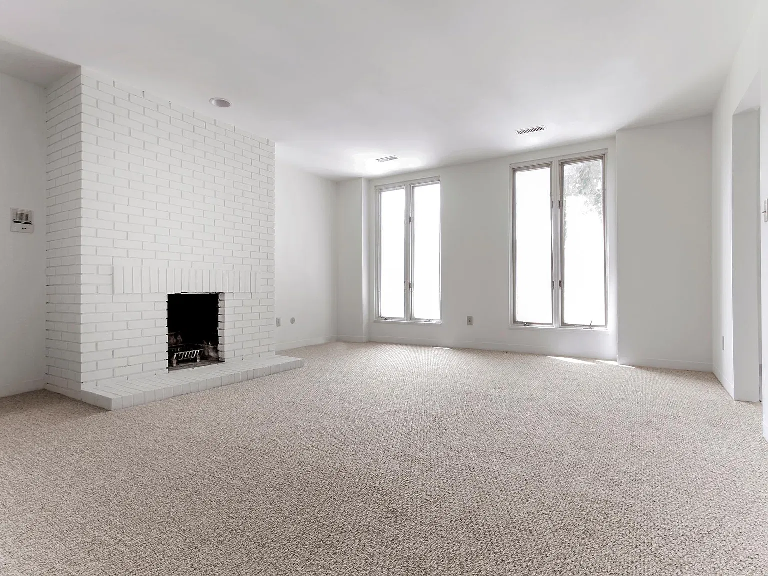 2 bed, $1,860 — Photo 2