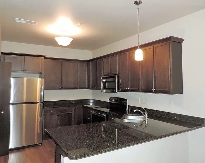 613 N 1st Ave #9 — Photo 10