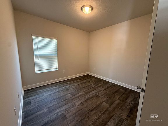 5th image of 8888 Chabo Cir