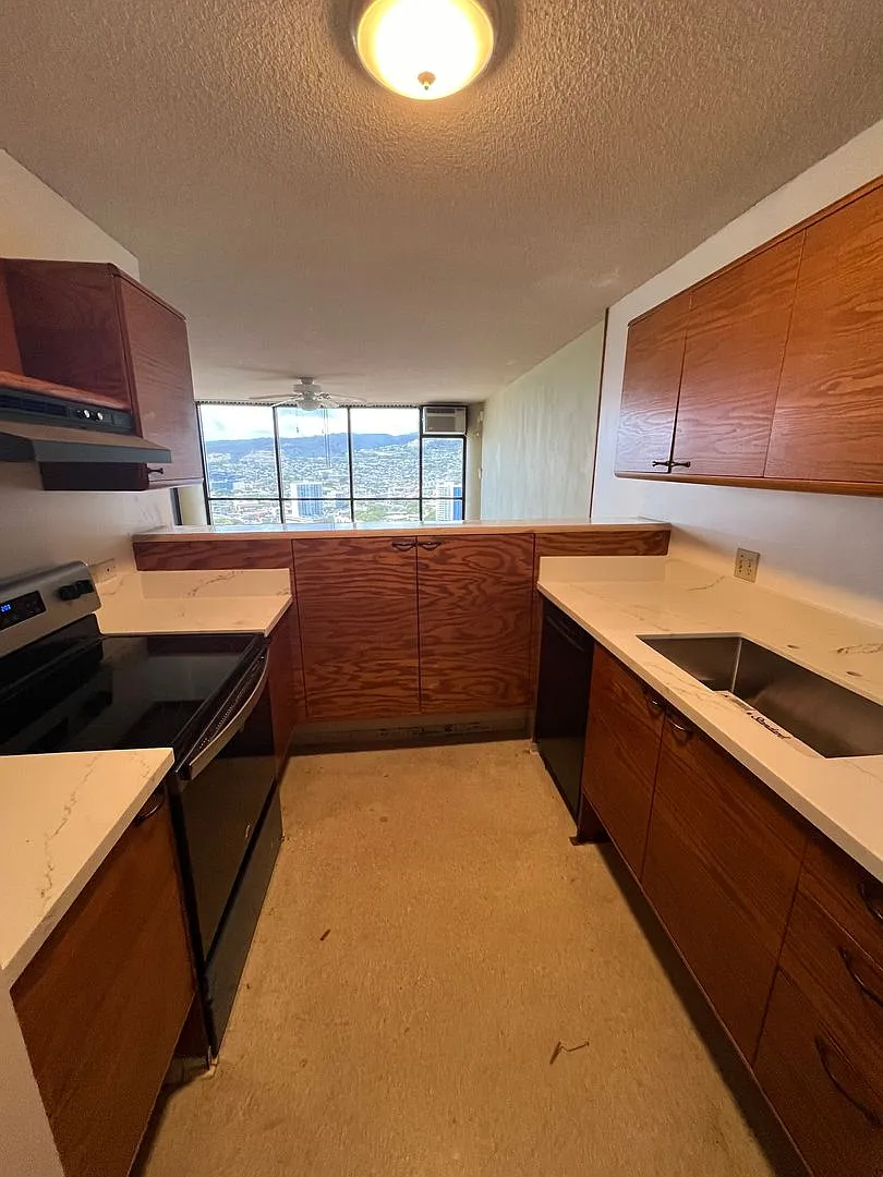 Honolulu Tower 3 bedroom — Photo 4