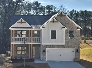 365 Waterbluff Dr, Mableton, GA 30126