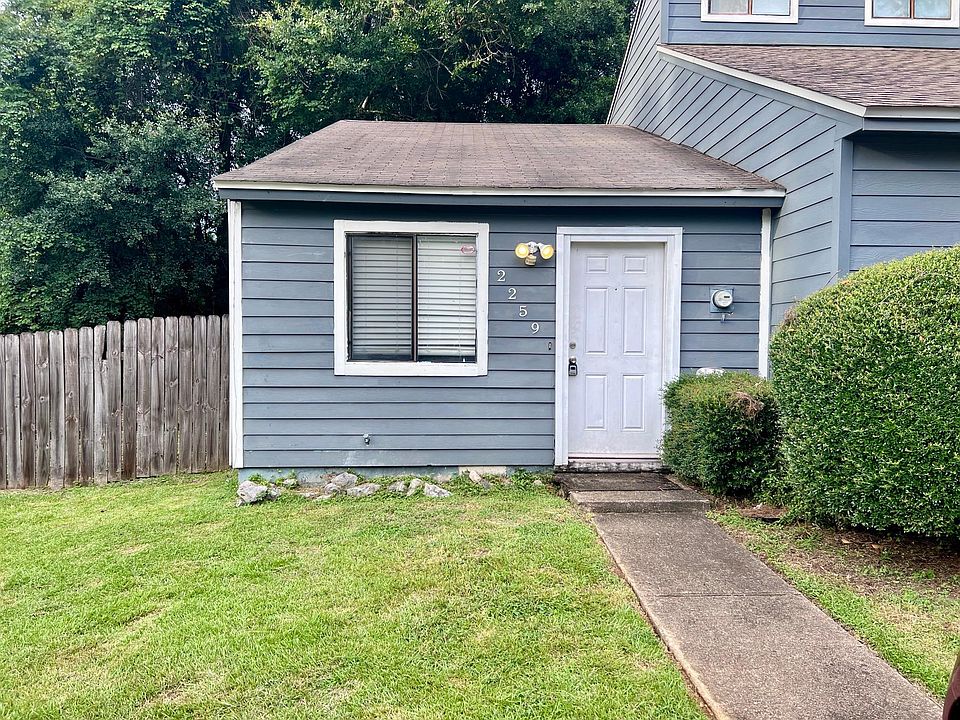 1st image of 2259 Sandpiper St