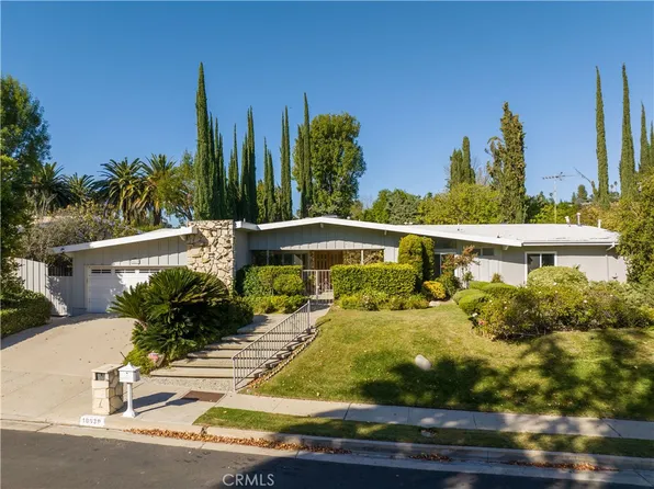 18839 La Amistad Pl, Tarzana, CA 91356