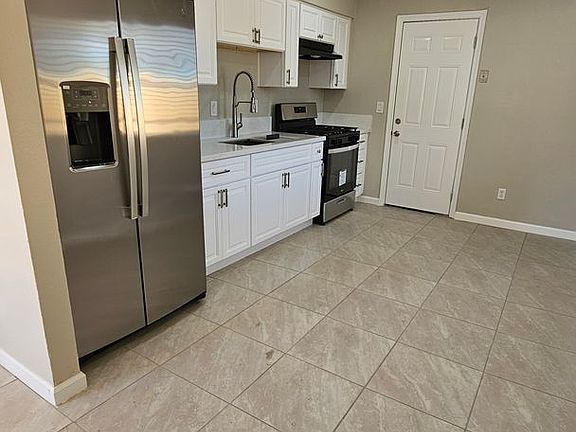 5th image of 510 Encinas Ave APT 5
