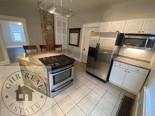 310 Brown Ave Photo 1