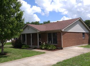 208 Heather Way, Versailles, KY 40383