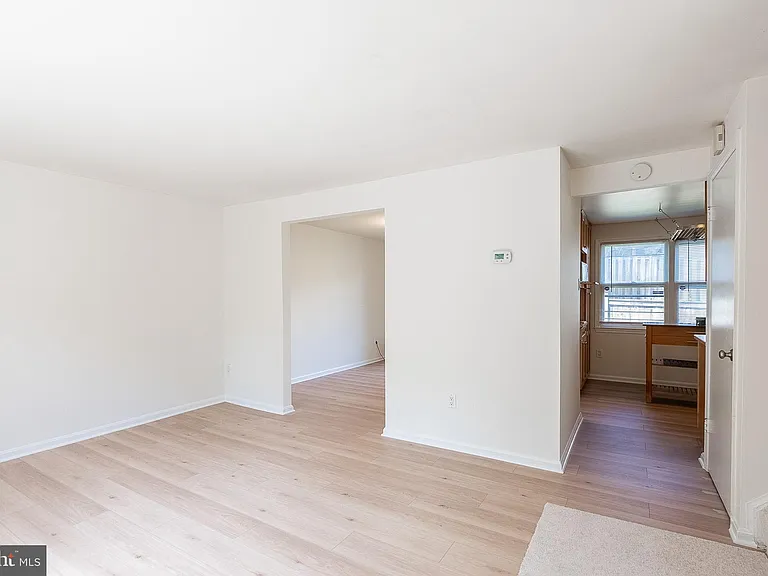 3048 Silent Valley Dr — Photo 7