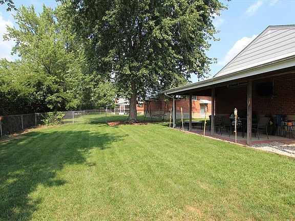 4th image of 8605 Brent Dr