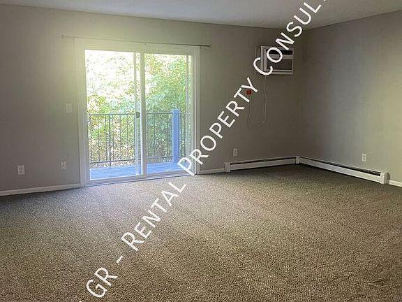3rd image of 477 Donna Dr NW