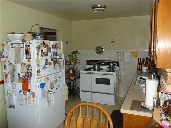 4th image of 5786 Lesourdsville West Chester Rd