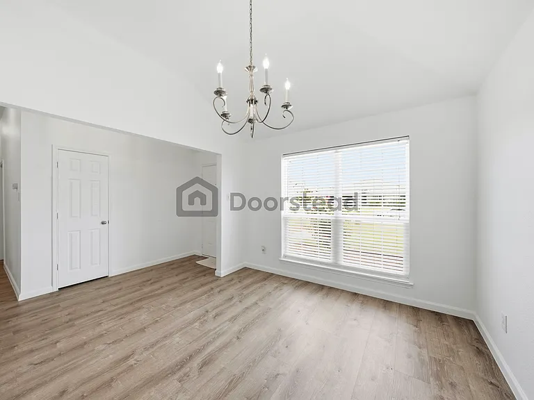108 Cherokee Dr — Photo 12