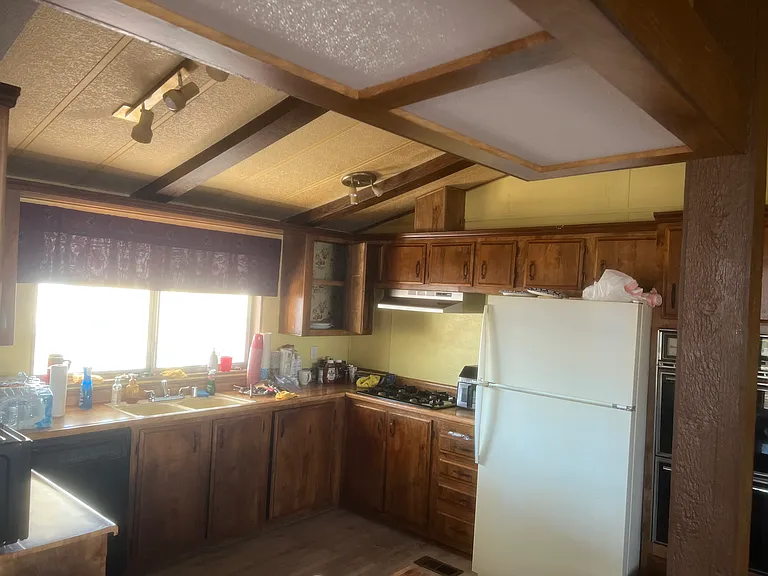 203 Shoshone Ln — Photo 9