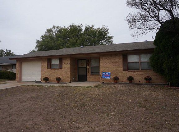 2nd image of 1319 Gregory Dr