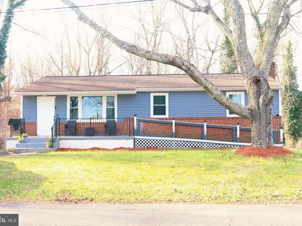 3135 Pyles Dr, Upper Marlboro, MD 20774