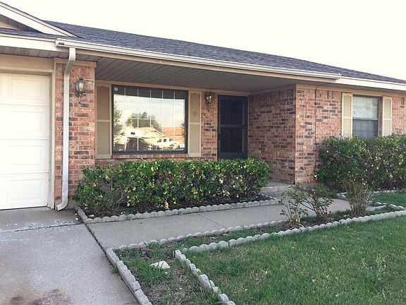 2nd image of 2621 NW Cedric Cir