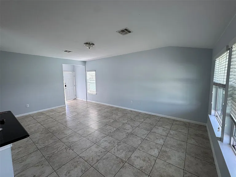 1520 Portchester Castle Path — Photo 5