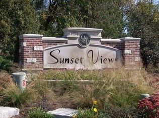 6N115 E Sunset Views Dr, St Charles, IL 60175
