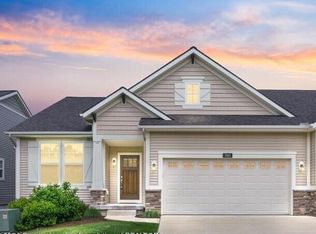 7461 Cabot Ct, Grand Ledge, MI 48837