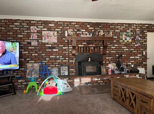 624 E 21st St, Marysville, CA 95901