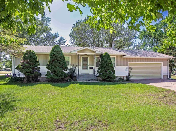 507 S C St, Edgar, NE 68935