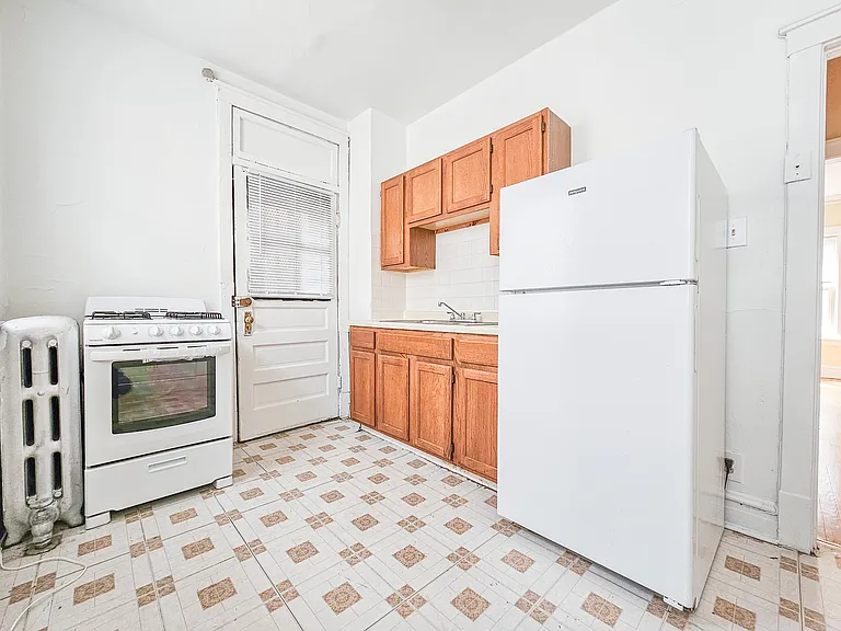 4443 N Damen Ave #H3 — Photo 3