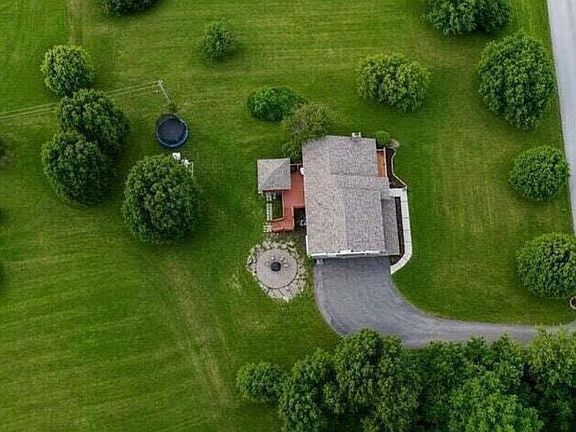 3rd image of 101 Rolling Ridge Dr