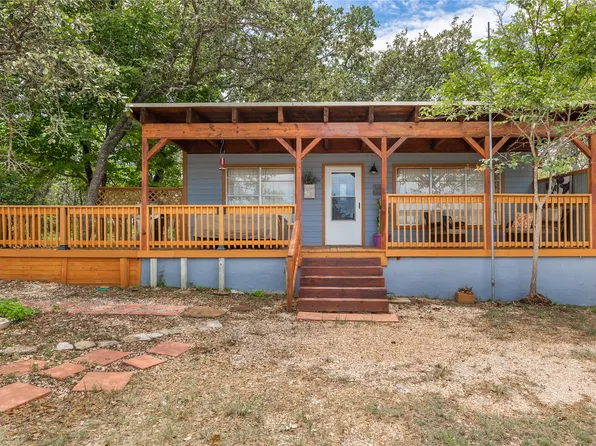 149 Lakeview Dr, Brady, TX 76825